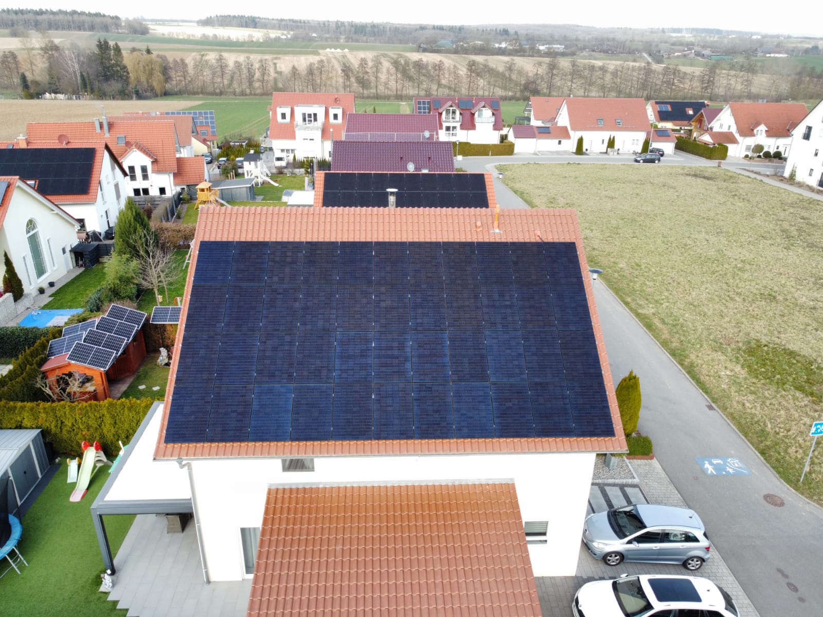 PV-Anlage auf Flachdach – Einfamilienhaus